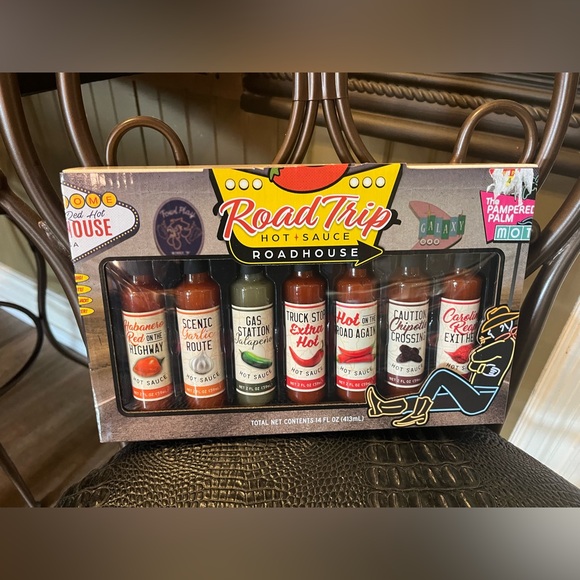 NIB Road Trip Hot Sauce (7) Pack of Hot Sauces - Picture 4 of 10